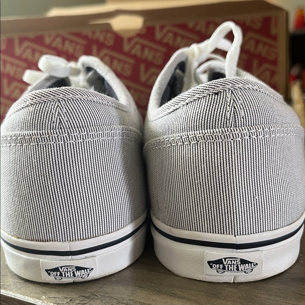 Vans Gray Women's Shoes - Picture 3 of 8